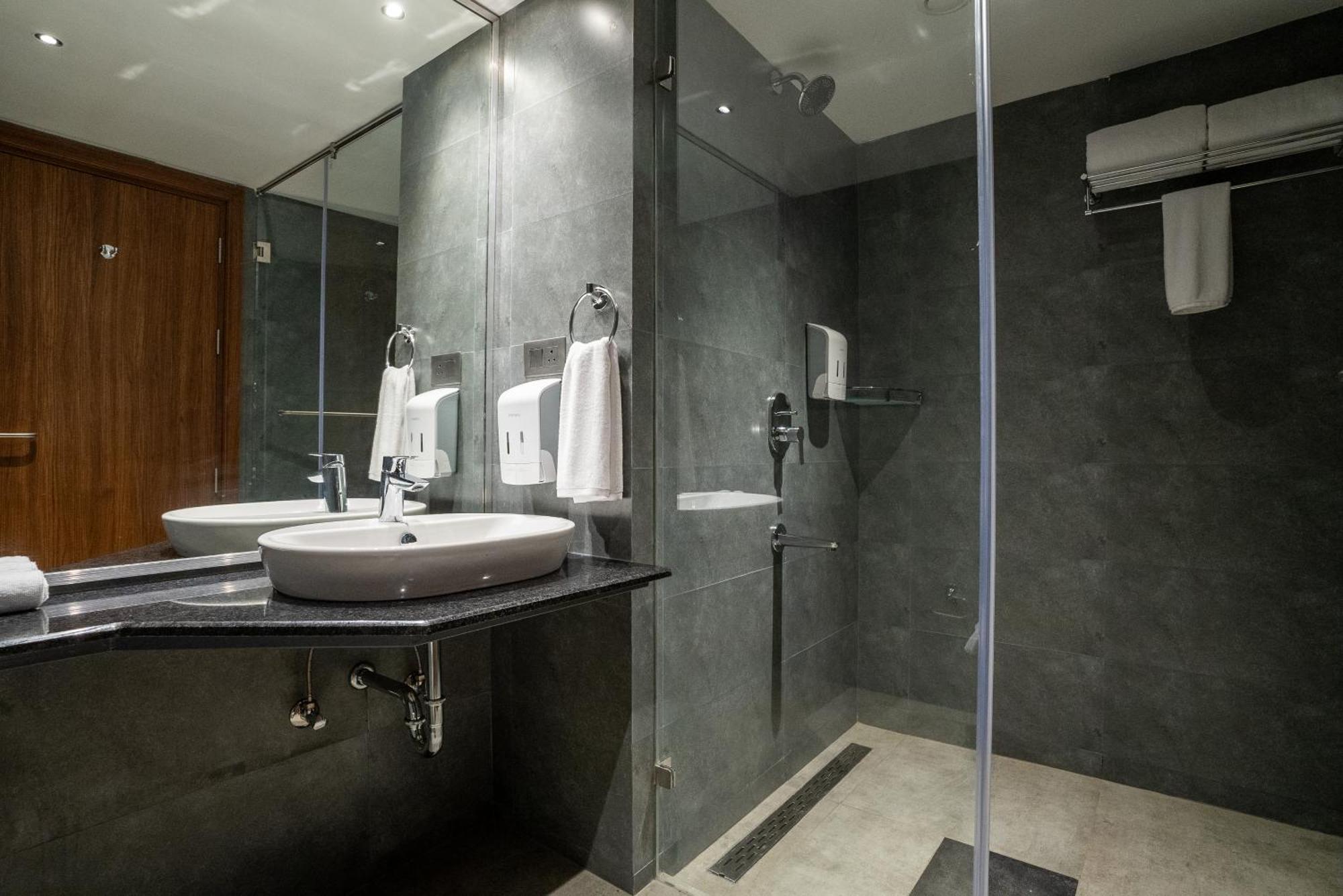 Lilac Hotel Гуруваюр Экстерьер фото