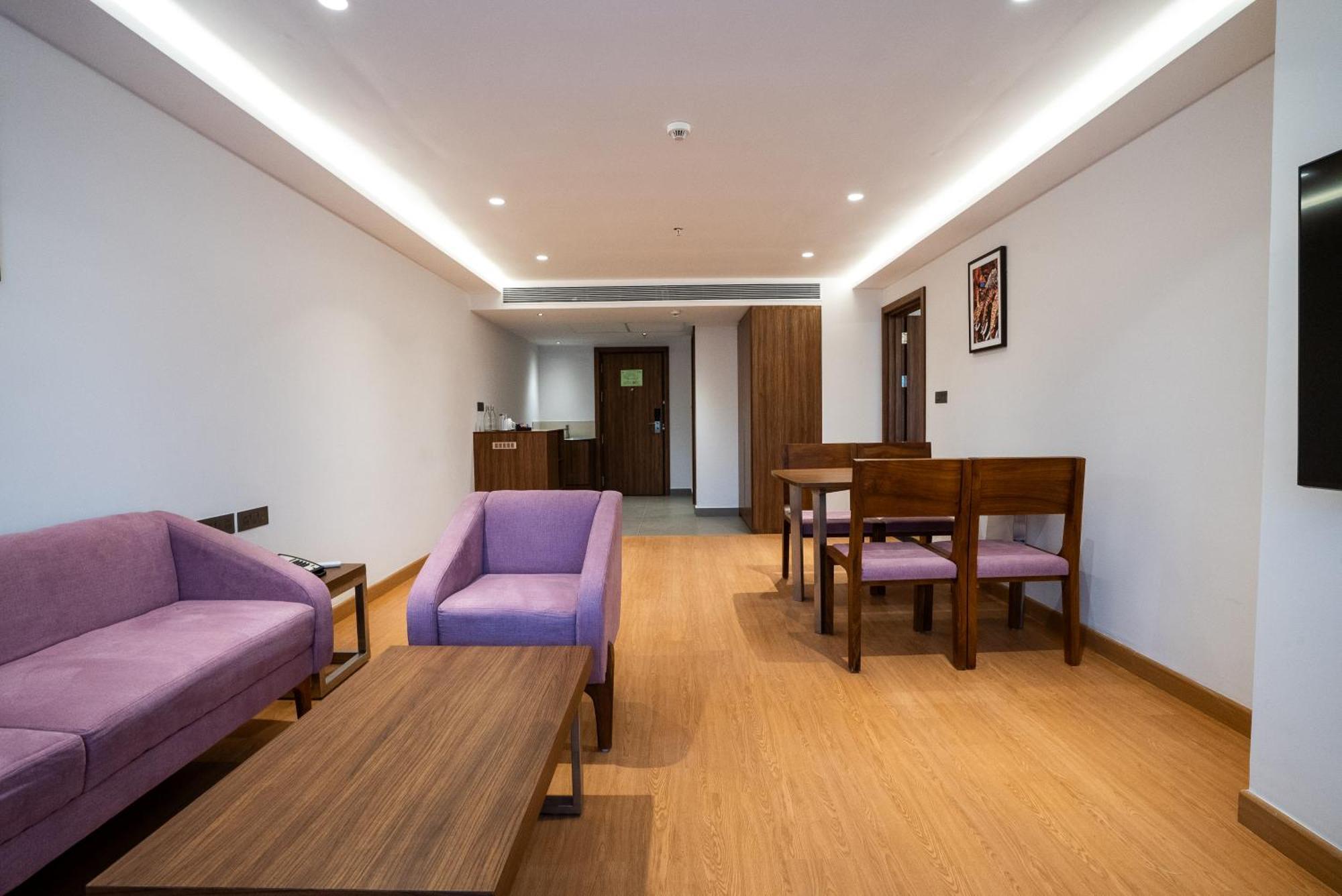 Lilac Hotel Гуруваюр Экстерьер фото