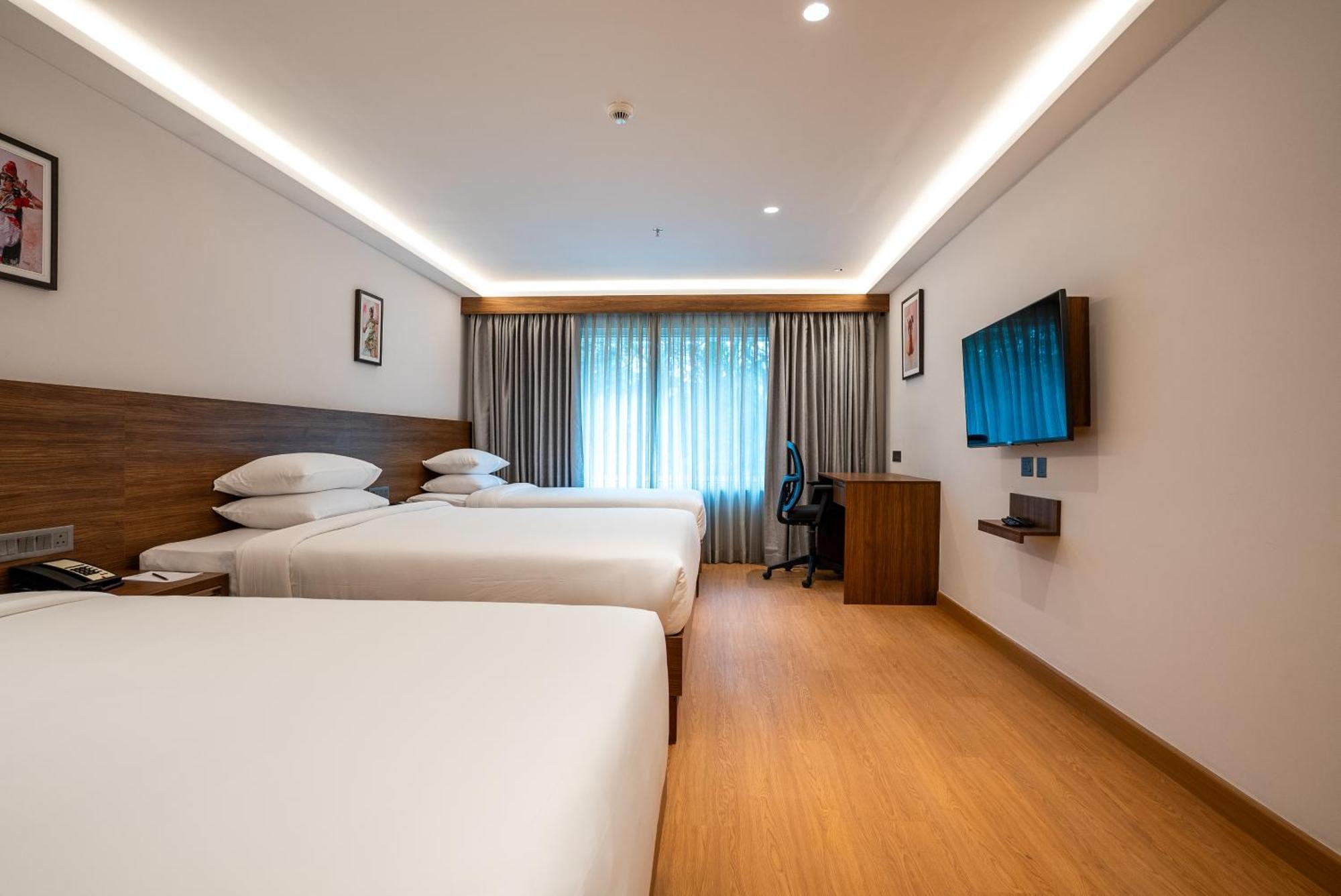 Lilac Hotel Гуруваюр Экстерьер фото