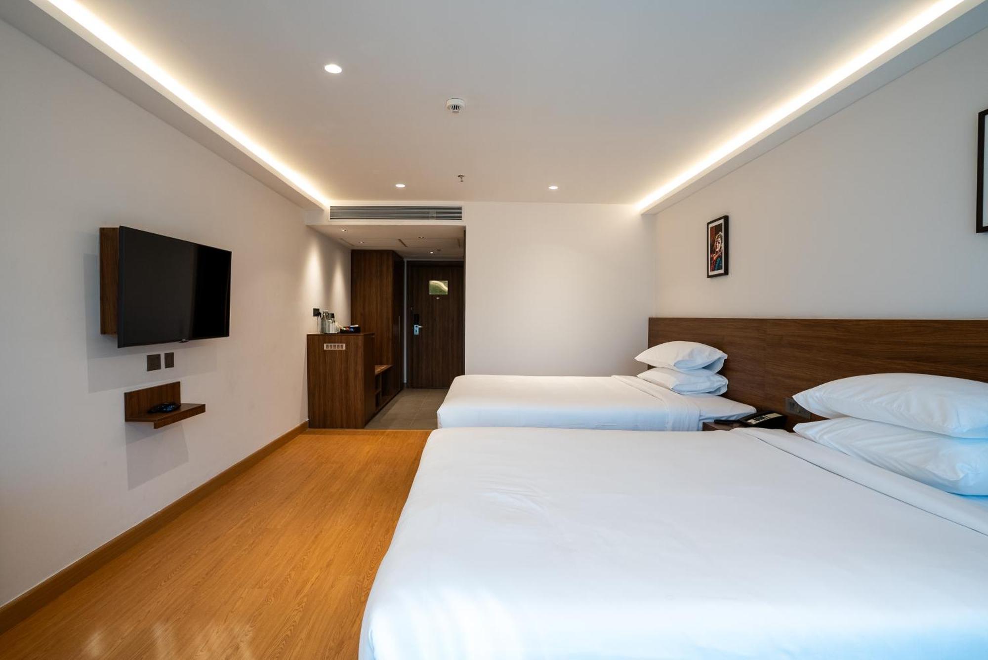 Lilac Hotel Гуруваюр Экстерьер фото